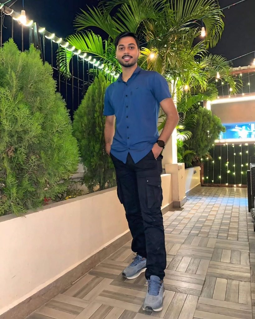 Mohit Raj, Full-Stack Developer and Technical Team Lead at Tech Tomorrow — full-length portrait